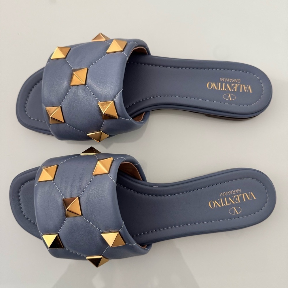 Valentino Roman Stud Flat Slide Sandal In Quilted Nappa Slipper size 38 /8 - Picture 2 of 14